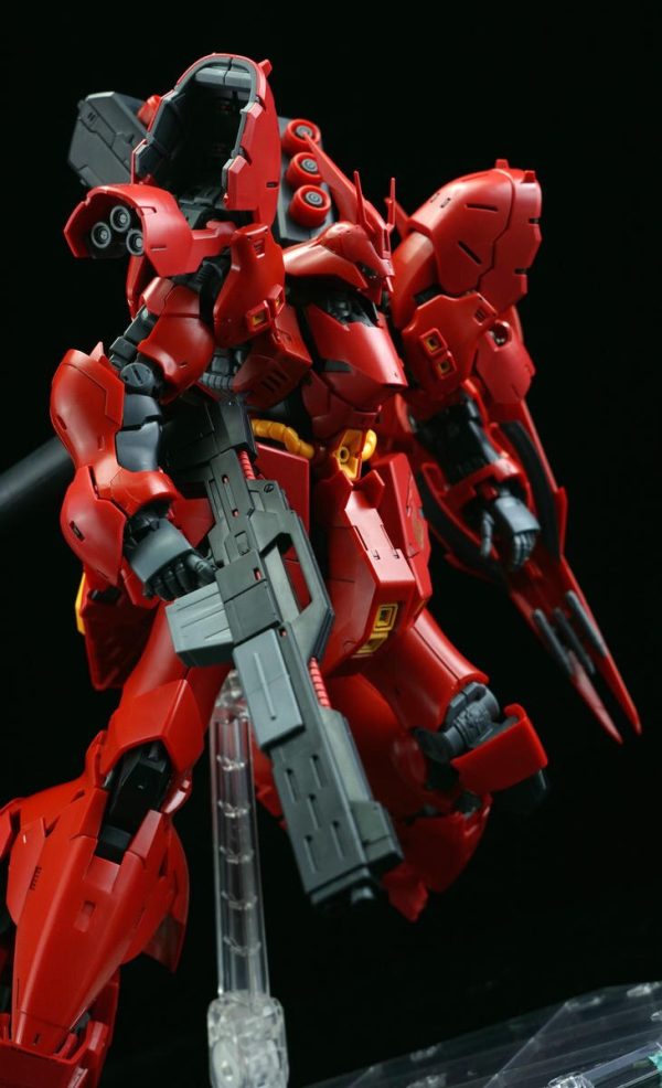 Japaness Bandai Original Gundam Model RG 1 144 SAZABI Justice Freedom 00 Japanese Model Robot Unchained Mobile Suit Kids Toys Fashion