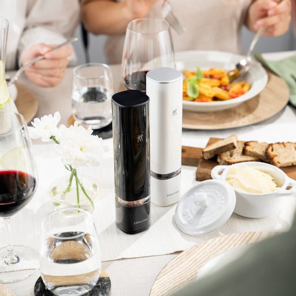 Zwilling Enfinigy Electric Salt Pepper Mill - Black Fashion